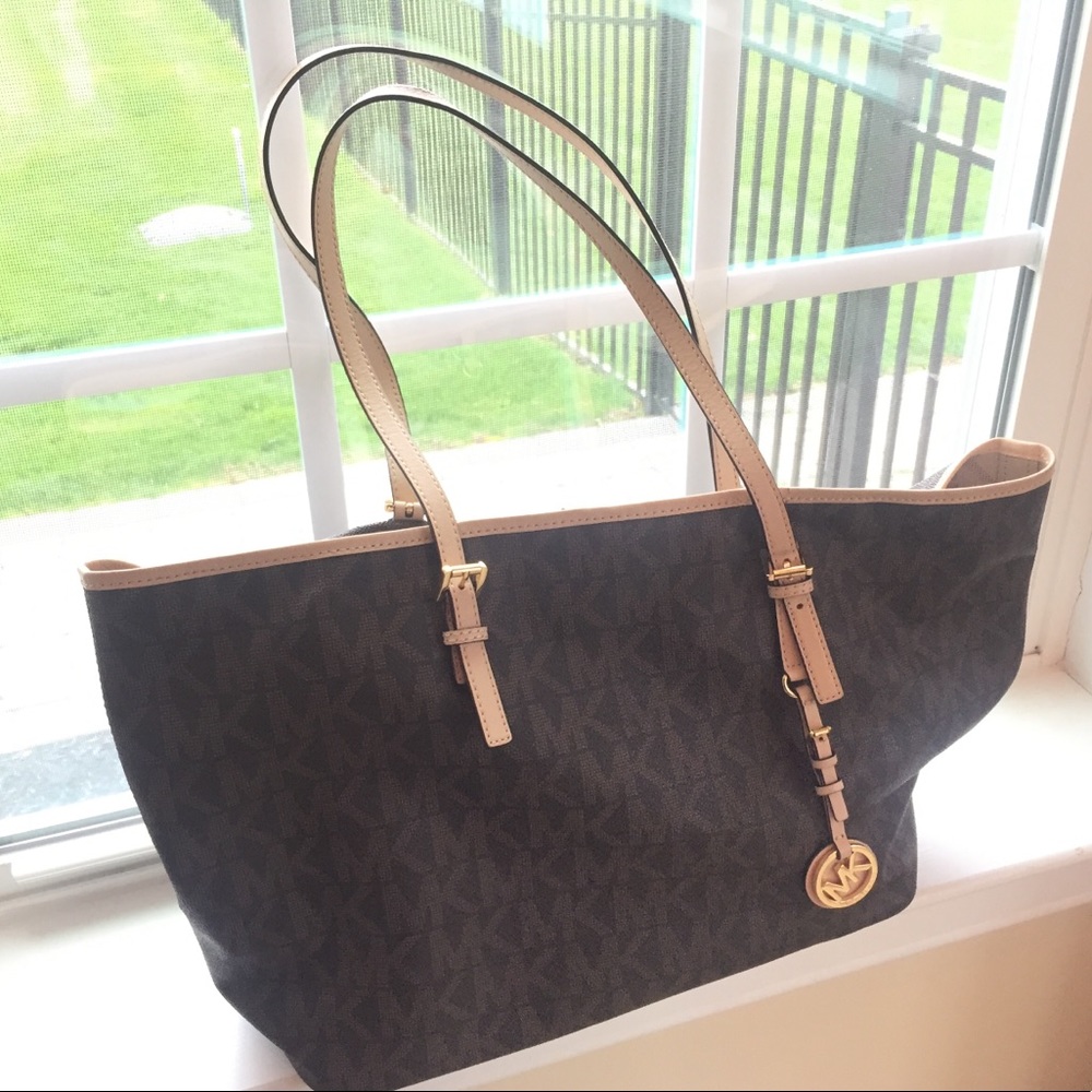 Michael Kors large signature tote